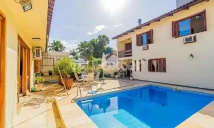 Casa com 5 quartos à venda na Avenida Pereira Passos, 239, Vila Assunção, Porto Alegre, 392 m2 por R$ 2.320.000