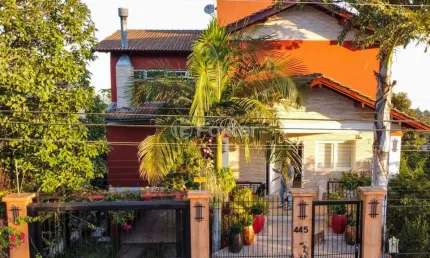 Casa com 4 quartos à venda na Rua Dona Lida Monteiro, 445, Teresópolis, Porto Alegre, 440 m2 por R$ 1.539.000