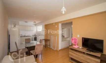 Apartamento com 2 quartos à venda na rua liberdade, 170, rio branco, porto alegre, 67 m2 por r$ 289.000