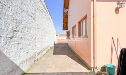 Casa com 3 quartos à venda na Rua Princesa Isabel, 275, Fátima, Canoas, 84 m2 por R$ 583.000
