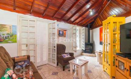 Casa com 3 quartos à venda na Rua Doutor Ernesto Miranda, 195, Jardim São Pedro, Porto Alegre, 130 m2 por R$ 455.000