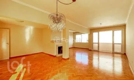 Apartamento com 4 quartos à venda na Rua Jerônimo Coelho, 30, Centro Histórico, Porto Alegre, 216 m2 por R$ 900.000