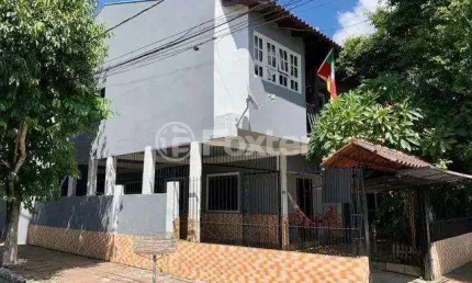 Casa com 5 quartos à venda na Rua Rodrigues Moreira, 99, Sarandi, Porto Alegre, 300 m2 por R$ 600.163