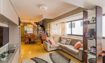 Cobertura com 3 quartos à venda na avenida itajaí, 140, petrópolis, porto alegre, 226 m2 por r$ 1.680.000