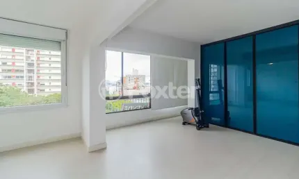 Apartamento com 3 quartos à venda na Rua Ramiro Barcelos, 1090, Moinhos de Vento, Porto Alegre, 102 m2 por R$ 550.000
