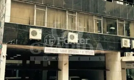 Garagem à venda na Rua Sete de Setembro, 656, Centro Histórico, Porto Alegre, 12 m2 por R$ 34.000