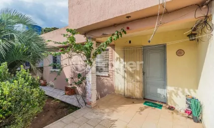 Casa com 2 quartos à venda na Beco Antônio Nunes Vicente, 125, Lomba do Pinheiro, Porto Alegre, 90 m2 por R$ 360.000