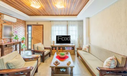Casa com 3 quartos à venda na Avenida Antônio Giudice, 150, Morro Santana, Porto Alegre, 230 m2 por R$ 1.045.000