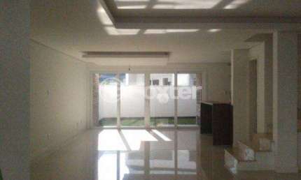 Casa em condomínio fechado com 3 quartos à venda na Rua Carlos Maximiliano Fayet, 80, Hípica, Porto Alegre, 220 m2 por R$ 830.000