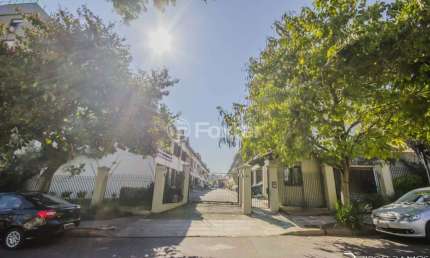 Casa em condomínio fechado com 3 quartos à venda na Rua Santa Vitória, 80, Tristeza, Porto Alegre, 224 m2 por R$ 1.100.000