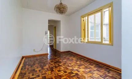 Apartamento com 2 quartos à venda na Rua Teixeira de Freitas, 41, Santo Antônio, Porto Alegre, 65 m2 por R$ 233.000
