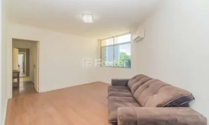 Apartamento com 2 quartos à venda na Avenida Wenceslau Escobar, 1086, Tristeza, Porto Alegre, 63 m2 por R$ 300.000