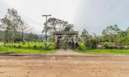 Fazenda com 1 sala à venda na Estrada das Quirinas, 3639, Lomba do Pinheiro, Porto Alegre, 46300 m2 por R$ 750.000