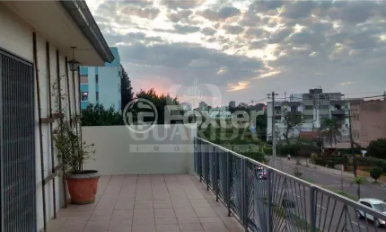Cobertura com 3 quartos à venda na Rua Doutor Campos Velho, 1759, Cristal, Porto Alegre, 367 m2 por R$ 975.000