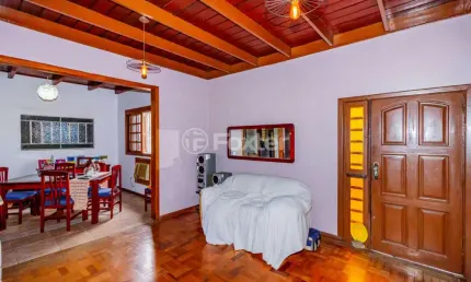 Casa com 3 quartos à venda na Rua Barão do Amazonas, 3093, Partenon, Porto Alegre, 110 m2 por R$ 600.000