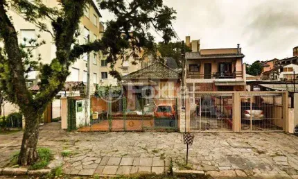 Terreno à venda na Rua Professor Carvalho Freitas, 731, Teresópolis, Porto Alegre, 193 m2 por R$ 350.000