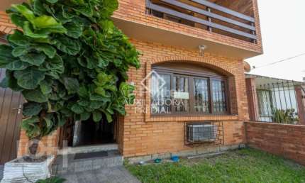 Casa com 5 quartos à venda na Travessa Von Salisch, 90, Sarandi, Porto Alegre, 244 m2 por R$ 660.000