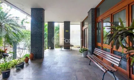 Apartamento com 2 quartos à venda na rua riveira, 281, petrópolis, porto alegre, 101 m2 por r$ 700.000