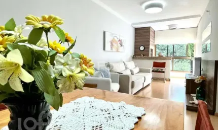 Apartamento com 2 quartos à venda na rua riveira, 520, petrópolis, porto alegre, 74 m2 por r$ 560.000