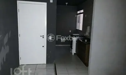 Apartamento com 2 quartos à venda na Avenida Família Gonçalves Carneiro, 441, Cavalhada, Porto Alegre, 40 m2 por R$ 160.000