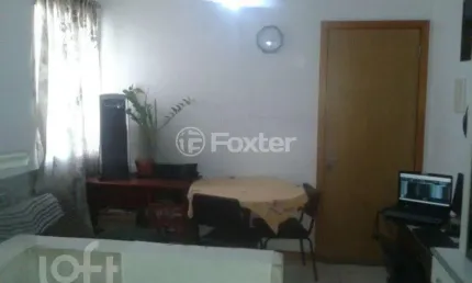 Apartamento com 2 quartos à venda na Rua Capitão Pedroso, 560, Restinga, Porto Alegre, 38 m2 por R$ 110.000