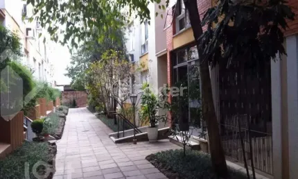 Apartamento com 2 quartos à venda na rua tito lívio zambecari, 226, mont serrat, porto alegre, 72 m2 por r$ 450.000