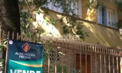 Apartamento com 3 quartos à venda na rua felipe camarão, 366, rio branco, porto alegre, 106 m2 por r$ 370.000