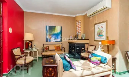 Casa com 3 quartos à venda na Rua Dário Pederneiras, 512, Petrópolis, Porto Alegre, 400 m2 por R$ 1.700.000