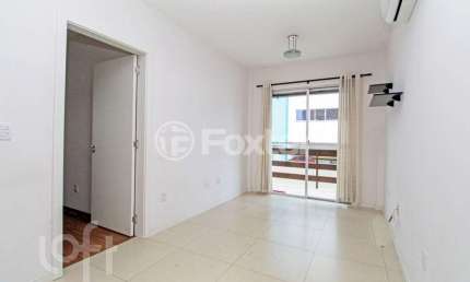 Apartamento com 3 quartos à venda na Rua Geraldo Souza Moreira, 425, Passo da Areia, Porto Alegre, 78 m2 por R$ 560.000