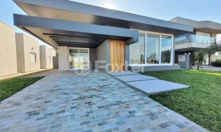 Casa em condomínio fechado com 4 quartos à venda na undefined Paraguassu, 1570, Zona Nova, Capão da Canoa, 200 m2 por R$ 2.900.000