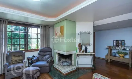 Casa com 4 quartos à venda na Rua Professor Antônio José Remião, 295, Espírito Santo, Porto Alegre, 318 m2 por R$ 1.100.000