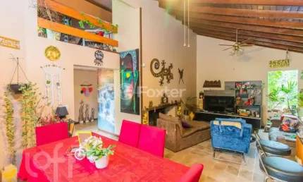 Casa com 3 quartos à venda na Rua Érico Silveira Peixoto, 30, Ipanema, Porto Alegre, 250 m2 por R$ 780.000