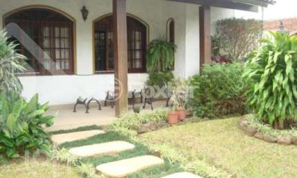 Casa com 4 quartos à venda na Rua Olécio Cavedini, 185, Espírito Santo, Porto Alegre, 263 m2 por R$ 850.000