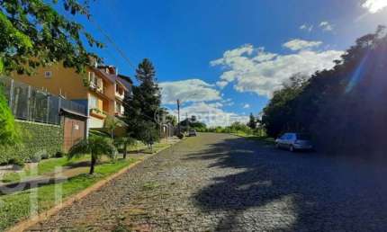 Casa com 3 quartos à venda na Avenida Doutor Francisco Roberto Dall'Igna, 320, Espírito Santo, Porto Alegre, 196 m2 por R$ 650.000