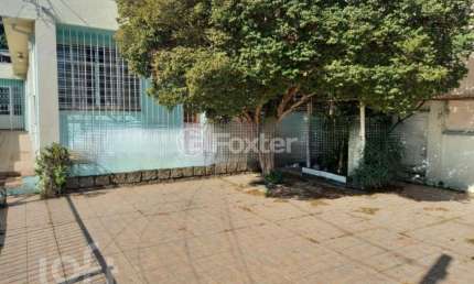 Casa com 3 quartos à venda na Avenida Saturnino de Brito, 523, Vila Jardim, Porto Alegre, 389 m2 por R$ 945.000