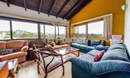 Casa com 3 quartos à venda na Rua Estácio de Sá, 78, Chácara das Pedras, Porto Alegre, 415 m2 por R$ 2.137.500