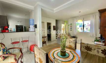 Casa com 4 quartos à venda na Rua Louro, 19, Hípica, Porto Alegre, 160 m2 por R$ 689.990