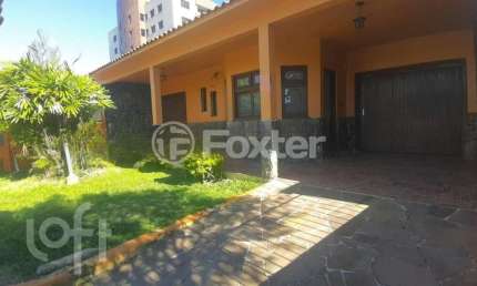 Casa com 3 quartos à venda na Rua Camaquã, 501, Camaquã, Porto Alegre, 151 m2 por R$ 718.000
