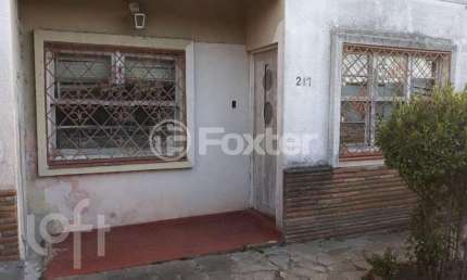 Casa com 3 quartos à venda na Rua Silvério Souto, 217, Teresópolis, Porto Alegre, 126 m2 por R$ 350.000