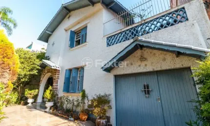 Casa com 3 quartos à venda na Rua Afonso Pena, 21, Azenha, Porto Alegre, 250 m2 por R$ 980.000