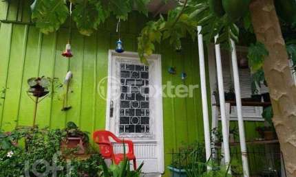 Casa com 3 quartos à venda na Rua Presidente Juarez, 450, São Sebastião, Porto Alegre, 168 m2 por R$ 639.000