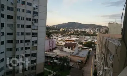 Apartamento com 1 quarto à venda na Rua Albion, 402, Partenon, Porto Alegre, 44 m2 por R$ 171.000