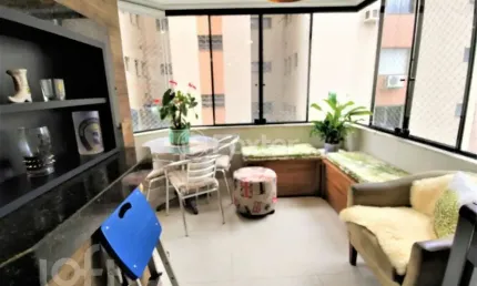Apartamento com 3 quartos à venda na Rua São Luís, 1144, Santana, Porto Alegre, 93 m2 por R$ 790.000