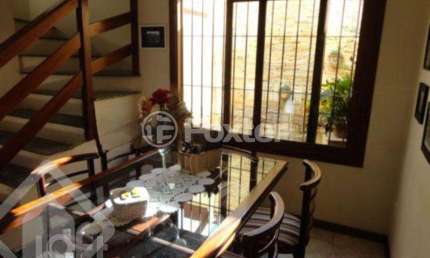 Casa em condomínio fechado com 3 quartos à venda na Rua Catumbi, 301, Medianeira, Porto Alegre, 215 m2 por R$ 625.000
