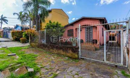 Casa com 3 quartos à venda na Rua Souza Lobo, 1291, Vila Jardim, Porto Alegre, 100 m2 por R$ 498.000