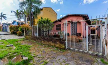 Casa com 3 quartos à venda na Rua Souza Lobo, 1291, Vila Jardim, Porto Alegre, 100 m2 por R$ 498.000