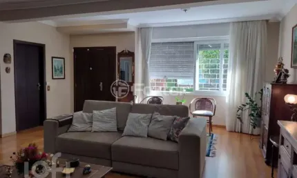 Casa com 5 quartos à venda na rua são francisco, 584, santana, porto alegre, 372 m2 por r$ 1.300.000