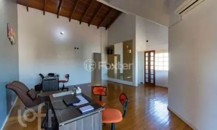 Casa com 3 quartos à venda na Rua Expedicionário, 293, Nossa Senhora das Graças, Canoas, 200 m2 por R$ 580.000