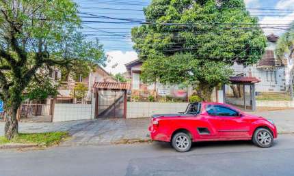 Casa com 3 quartos à venda na Rua Camaquã, 454, Camaquã, Porto Alegre, 190 m2 por R$ 580.000