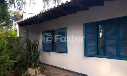 Casa com 3 quartos à venda na Rua Santa Catarina, 529, Santa Maria Goretti, Porto Alegre, 140 m2 por R$ 330.000